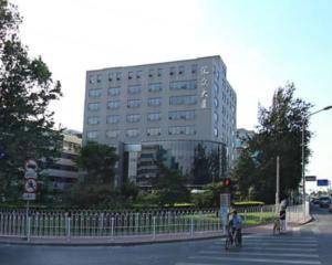 北京汇众大厦 - 一层大厅进门5米处