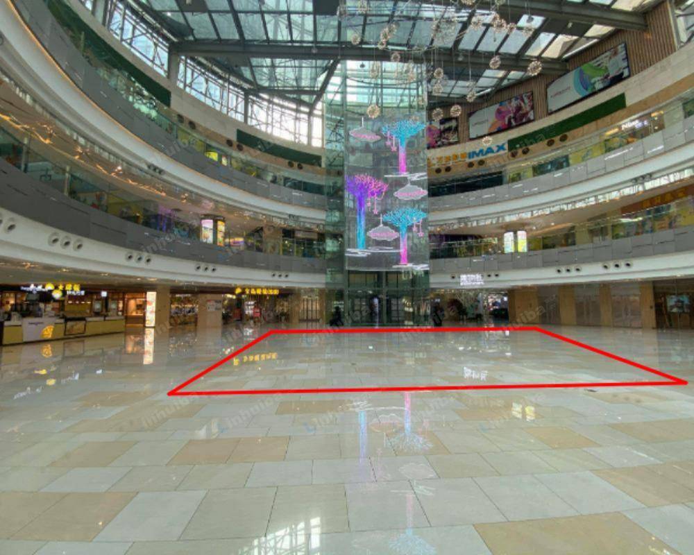 上海龙盛国际商业广场 - 一楼中庭