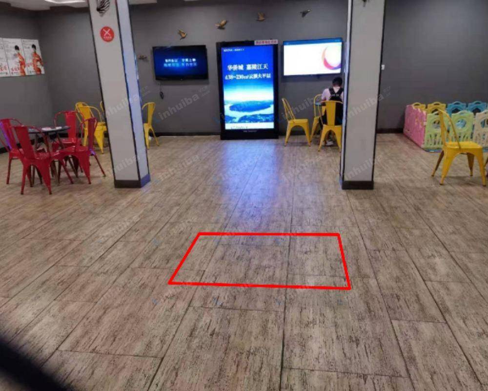 重庆大地影院动力时光店 - 大厅位置