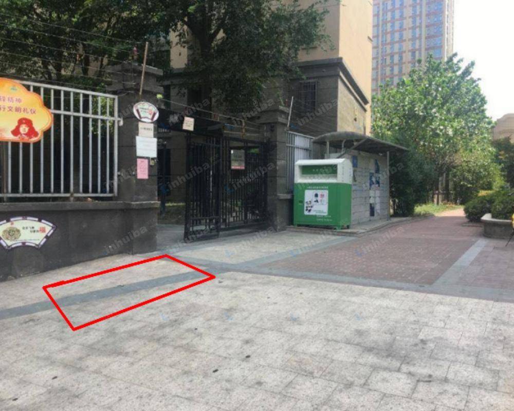上海新城尚上城 - 小区门口