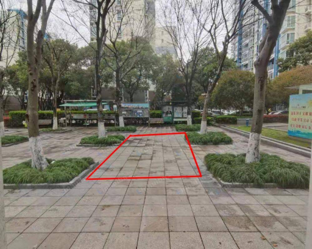 上海蔚蓝城市花园 - 中心广场