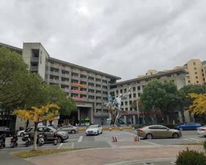 蚂蚁工房前广场