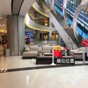 一层东门扶梯口