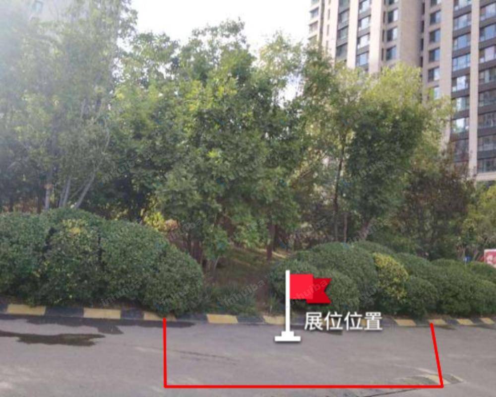 北京玉兰湾小区 - 东门靠近门岗室旁边