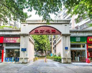 一楼花园休息区