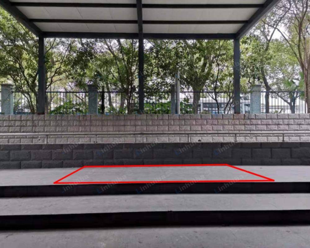 上海漕河泾桂中园 - 餐厅大门进口处