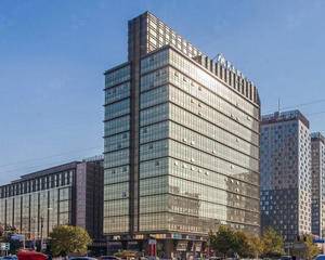 B1层餐厅出入口