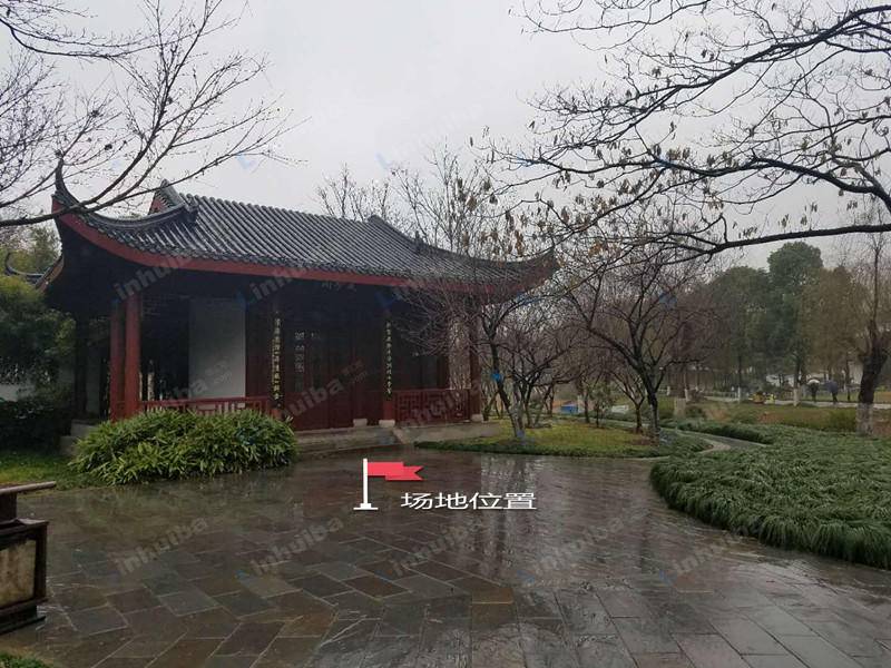 堤角公园 - 藏珍阁正前方