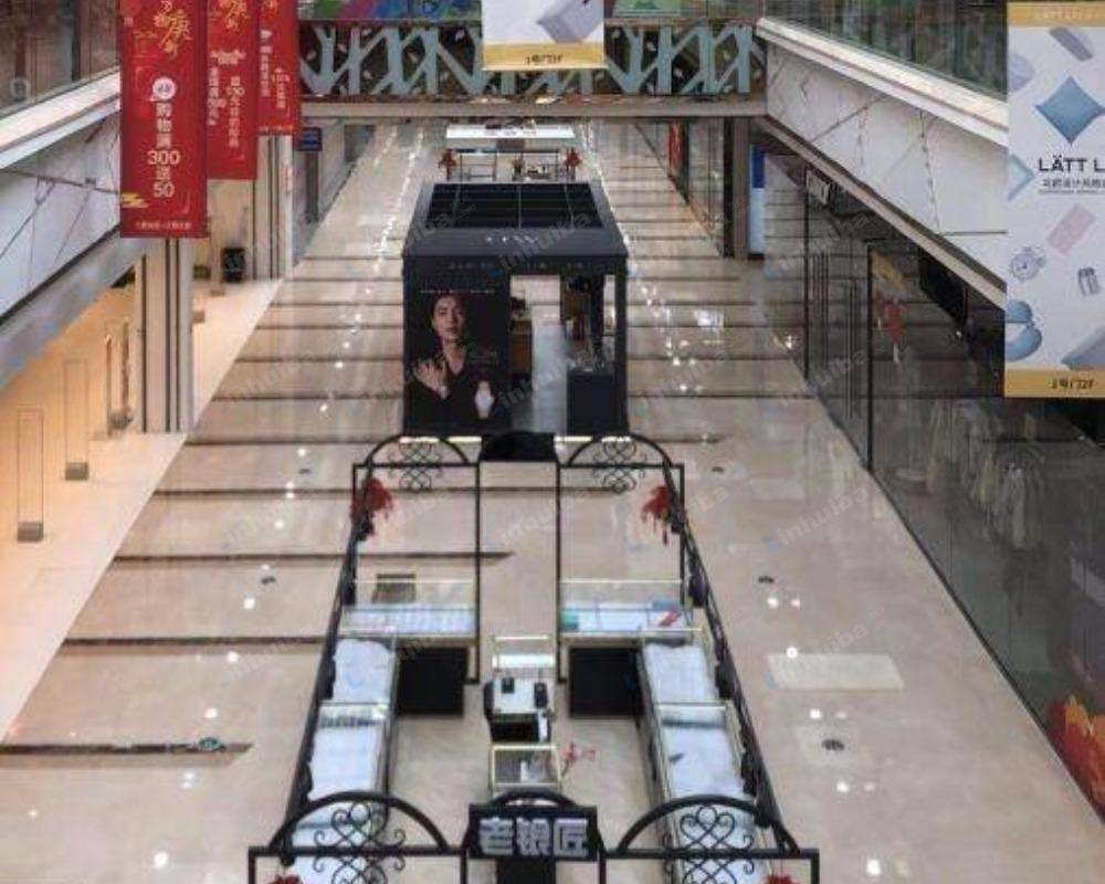 沈阳万达广场铁西店 - 一楼连廊