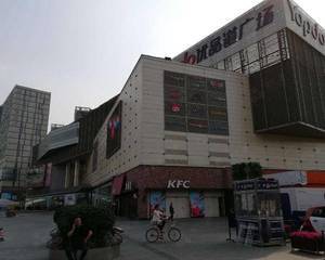 成都优品道商业广场 - 3号门门厅