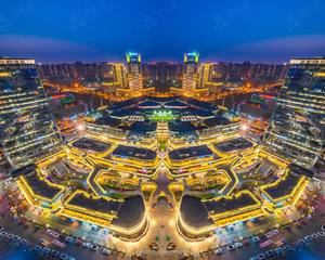 收银台对面大堂中庭