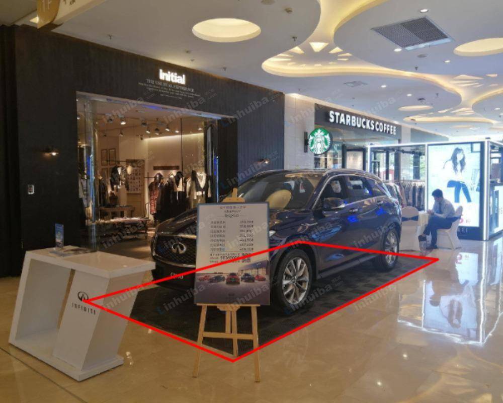 福州爱琴海购物公园 - 一楼2号门入口连廊