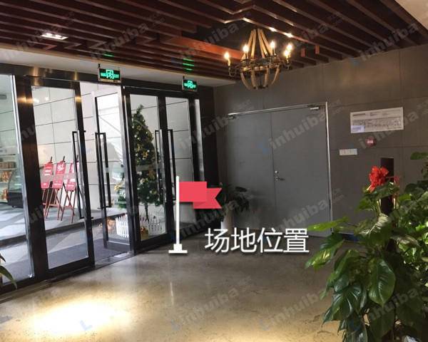 南京中航科技城 - 一楼金城食堂门口