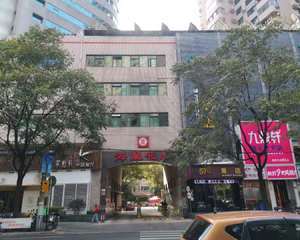 入口处空地区域