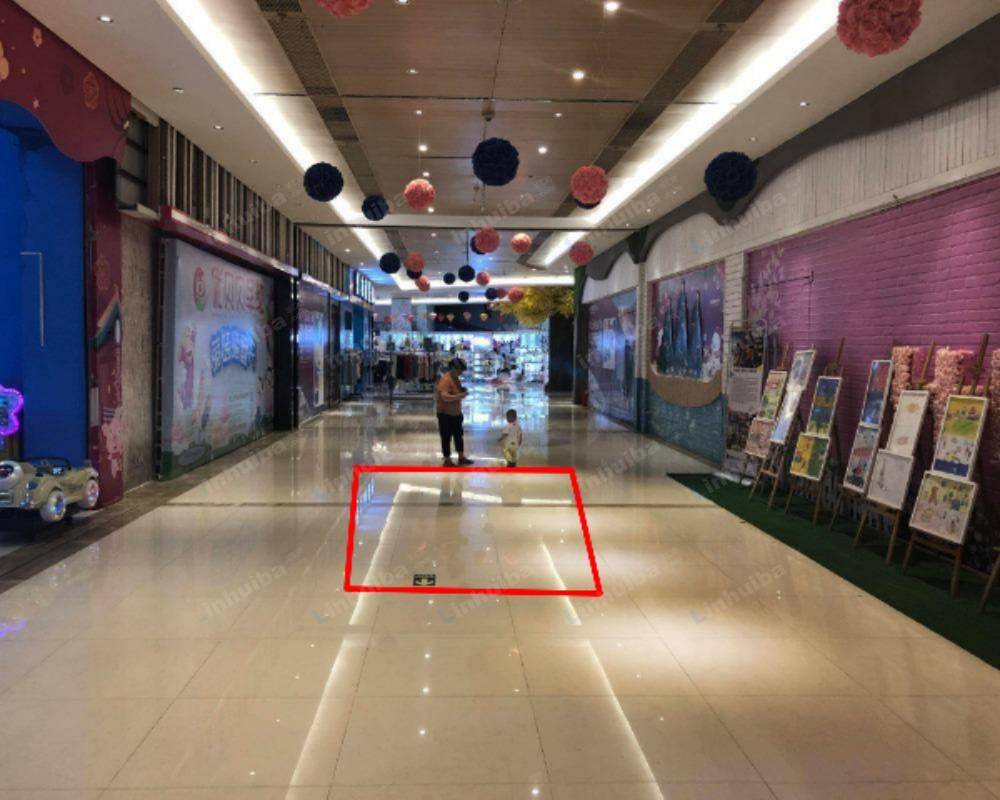 东莞厚街万科生活广场 - 一层中庭