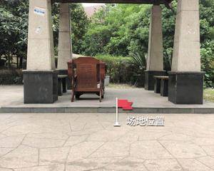 阳光丽舍大门后方