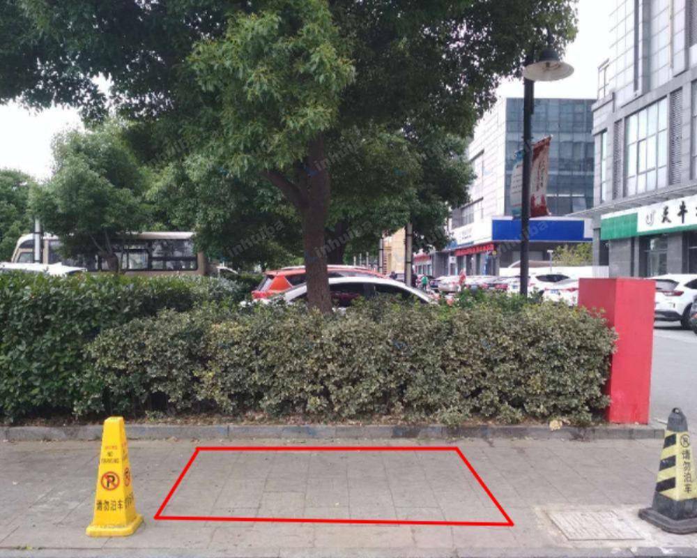 苏州永诚国际 - 东门出入口