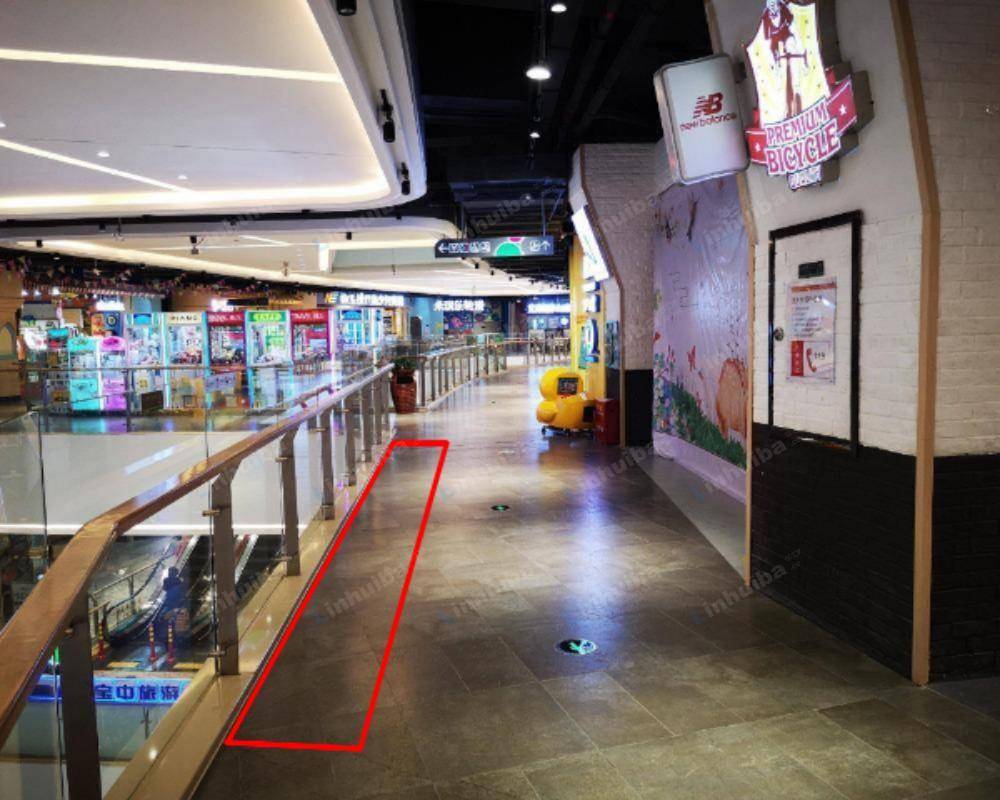 长沙天虹CCMALL店 - 三楼扶梯侧位