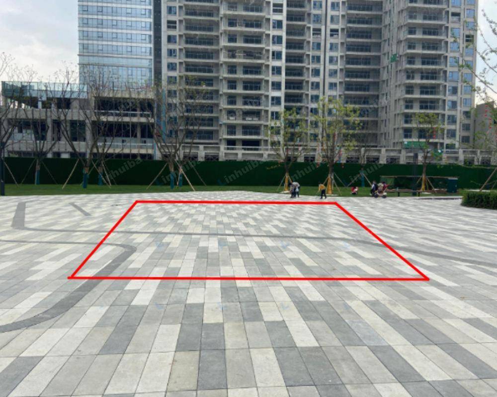 成都万科天荟 - 中间外广场