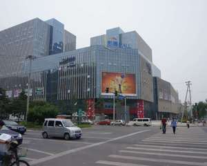 一层千叶店铺前