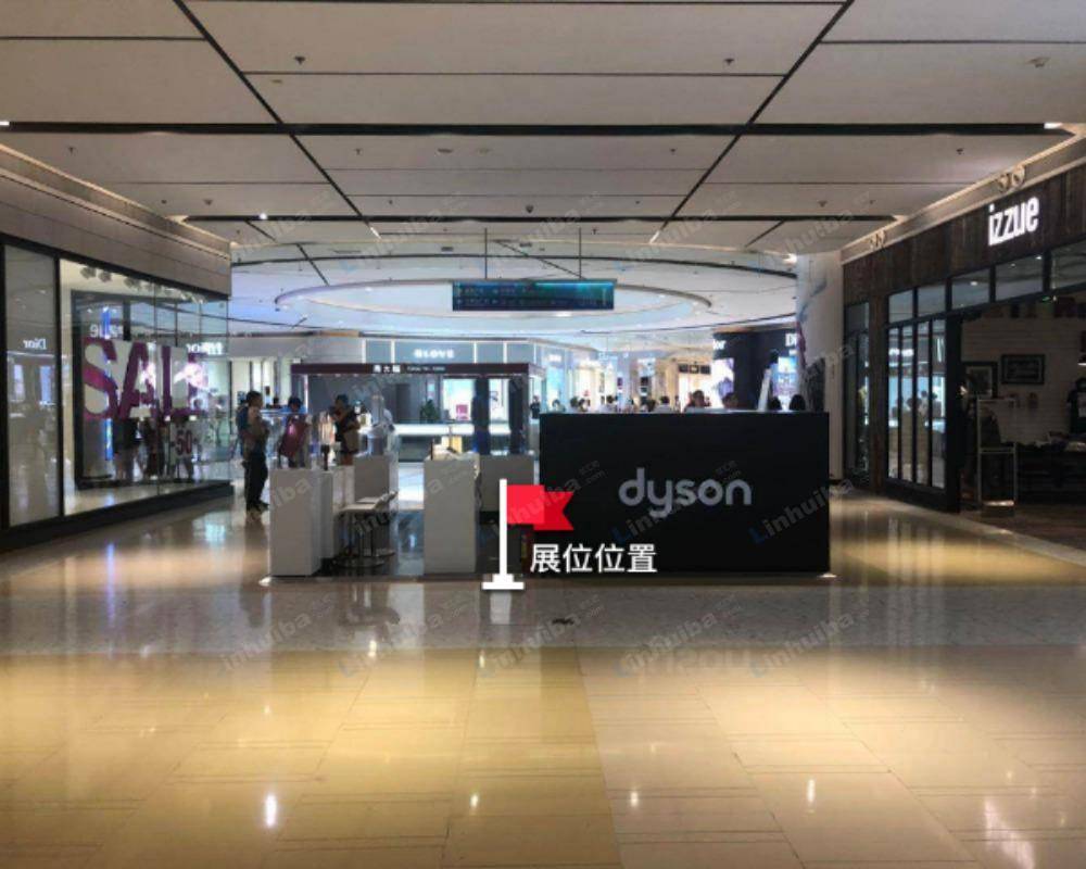 天津南开大悦城 - 一层连廊