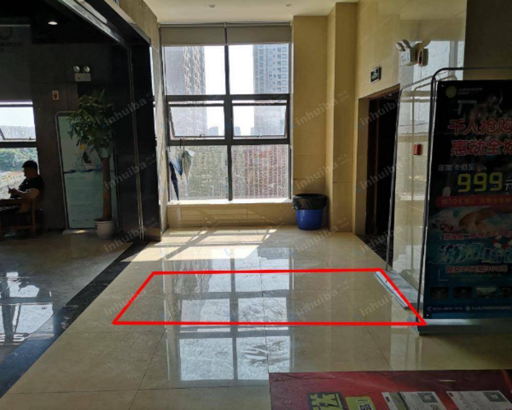 长沙百城康祺健身丽发新城店 - 门口过道
