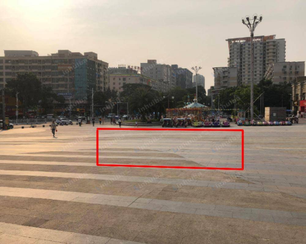 东莞厚街万达广场 - 一层外广场