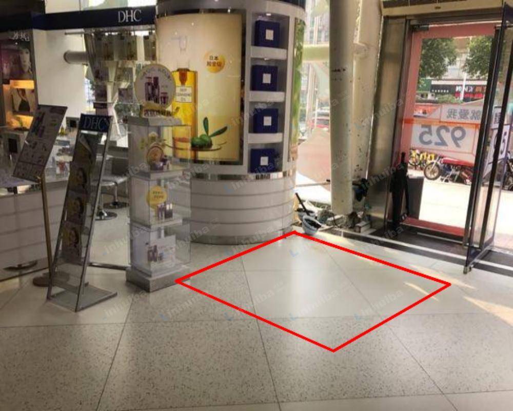深圳天虹商场创业店 - 一楼门口