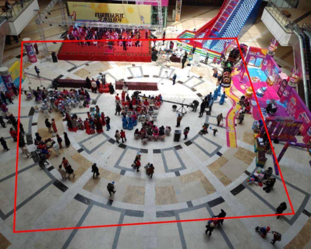 青岛李沧宝龙城市广场 - 一楼中庭