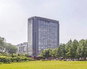 北京紫光发展大厦 - 大厅左侧楼梯前