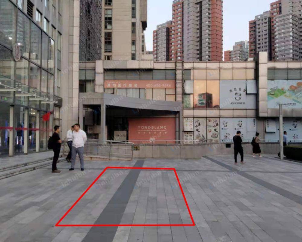 北京万达广场CBD写字楼 - 12号楼门前