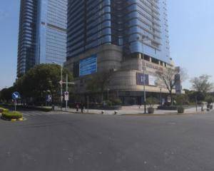 苏州钟园路圆融购物中心 - B1北出入口南侧