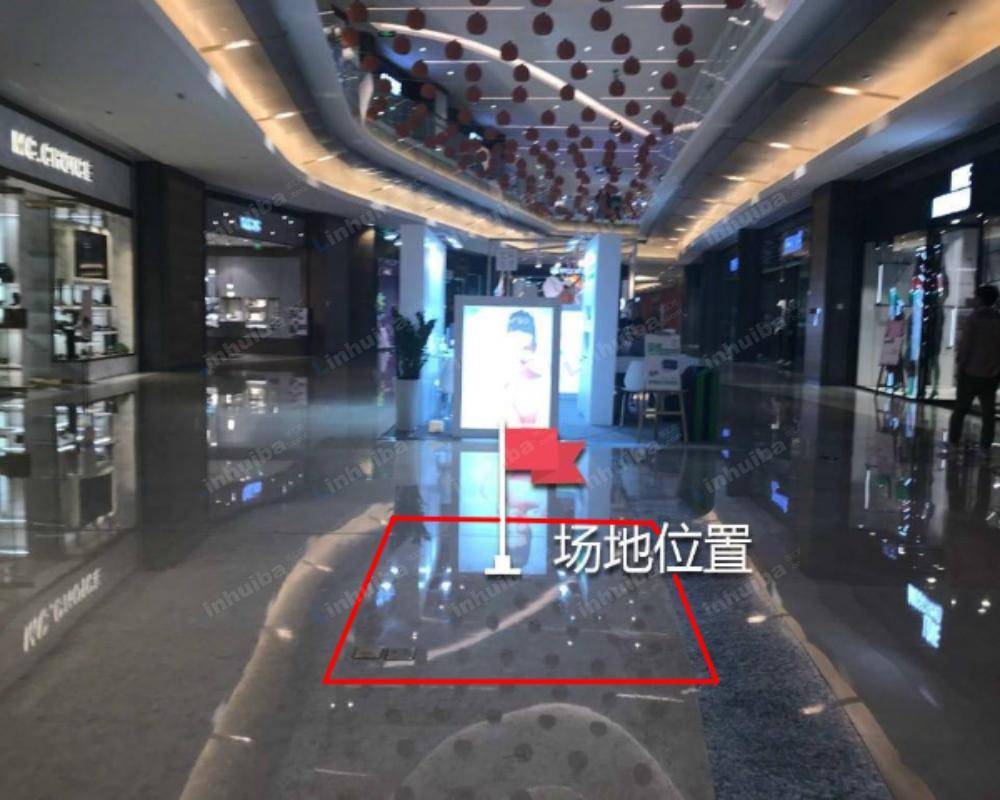 深圳欢乐海岸购物中心 - 1LTony&Tony's旁边连廊