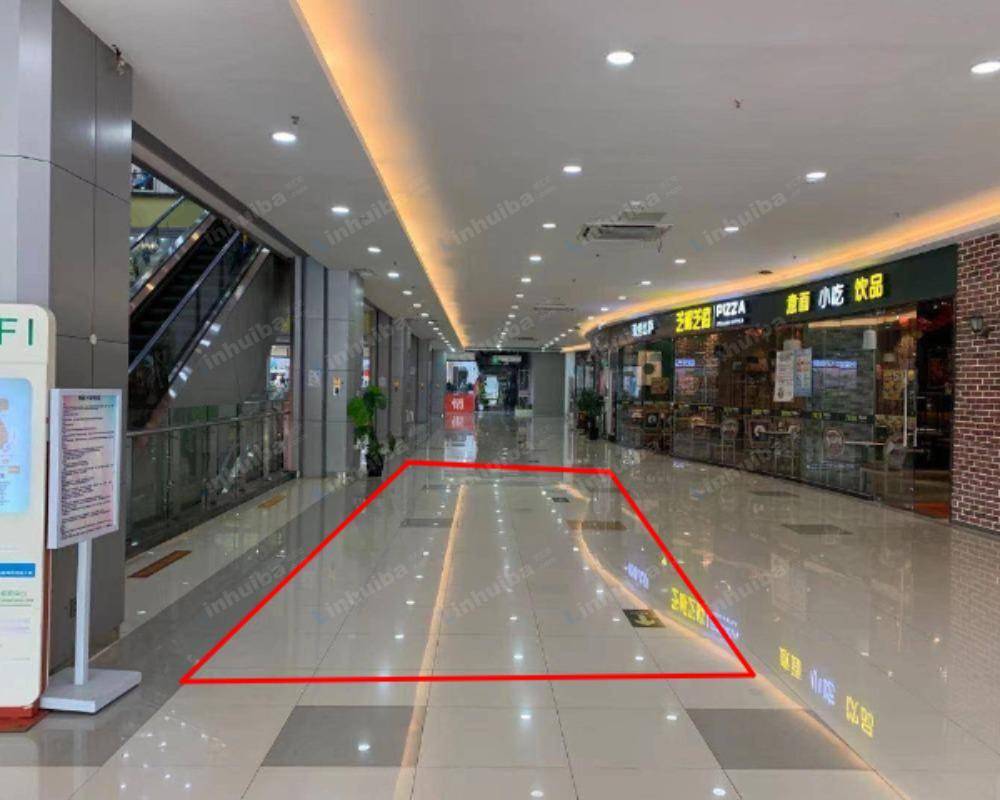 上海飞航吾悦生活广场 - 芝根芝底门口连廊