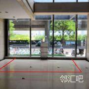 CD座大堂进门右手边