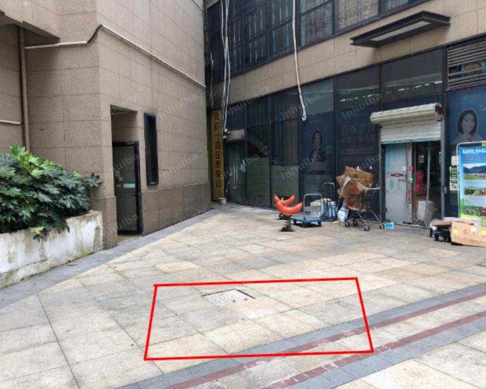 杭州金地自在城悦活轩 - 西门出入口架空层下