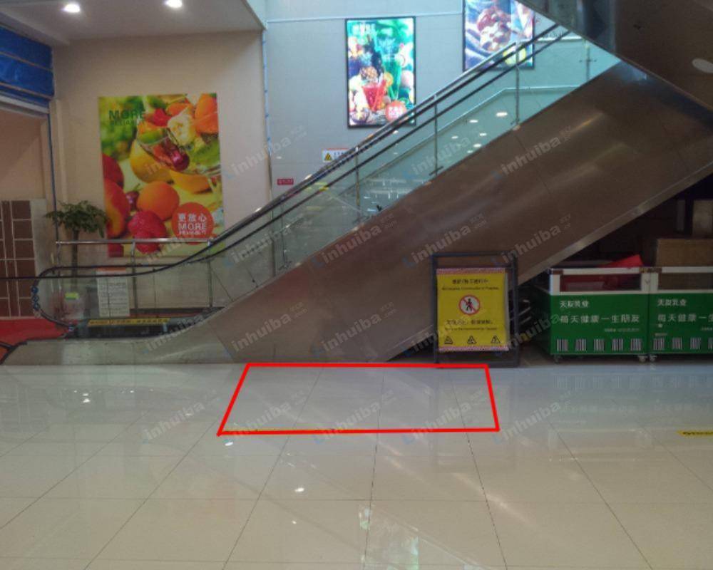 重庆新世纪光电路店 - 1楼出入口