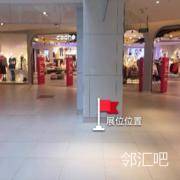 一层cache店门前柱子周围