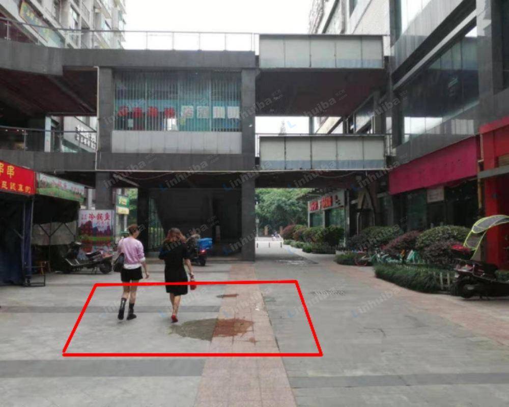 成都大地新光华广场 - 连廊入口处