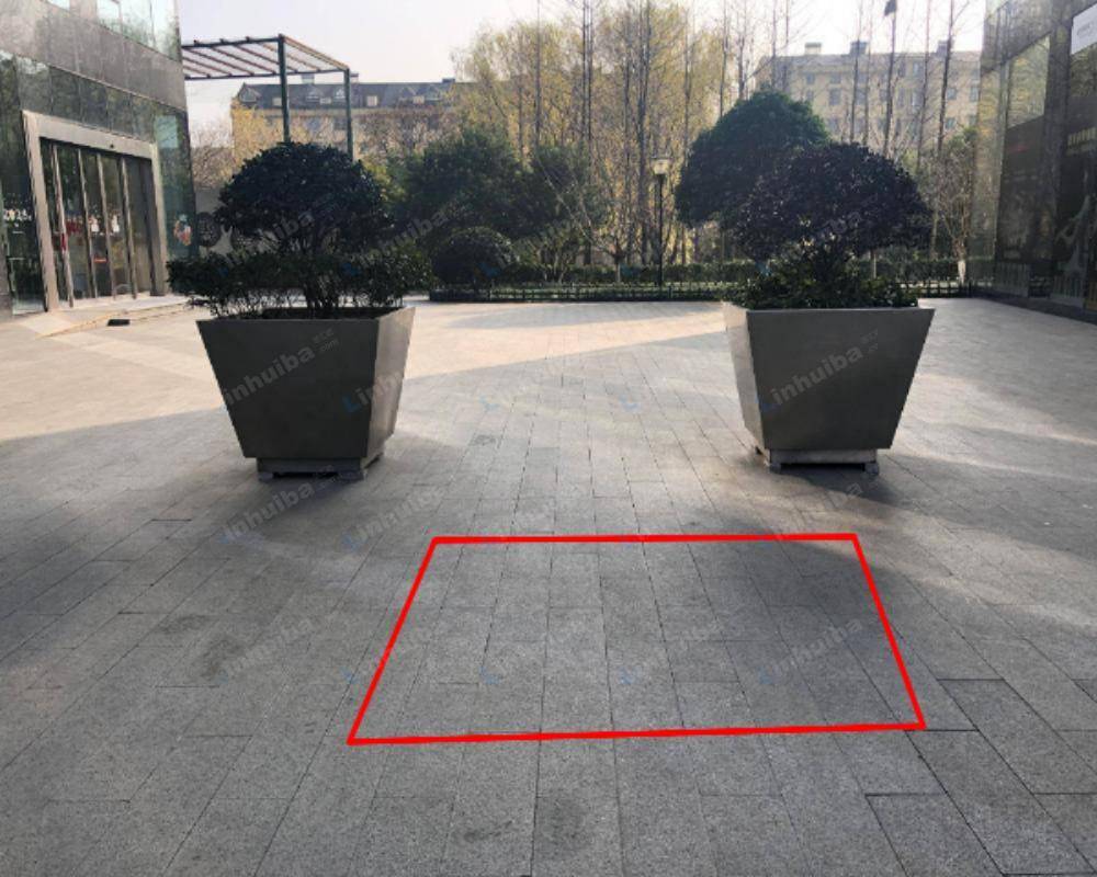 杭州矩阵国际 - 2号楼前空地