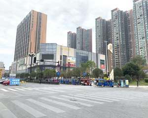 成都海伦城市广场 - 外广场