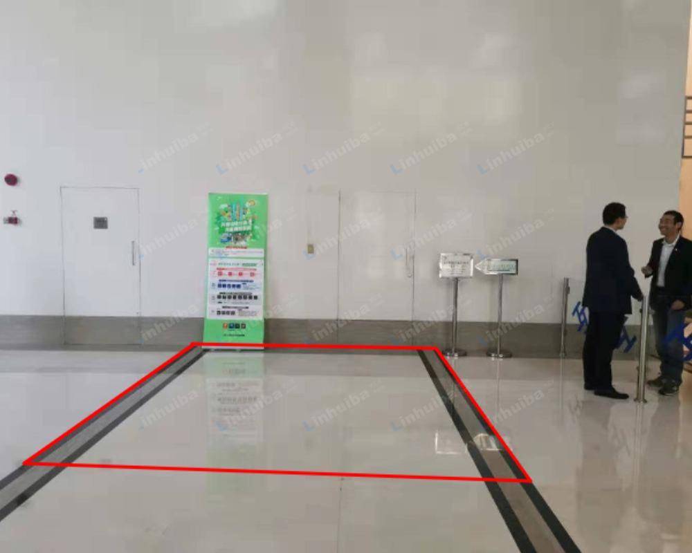 上海淮海国际广场 - 一楼大厅