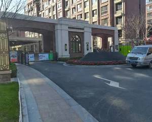 大门出入口附近