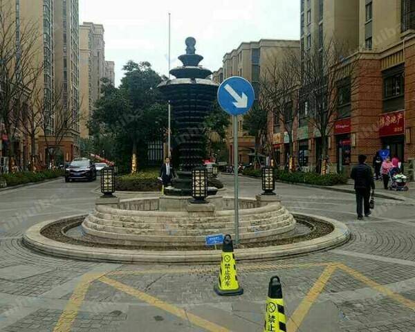 旭辉城 - 小区门口