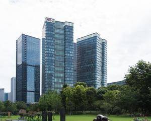 负一楼餐厅门口