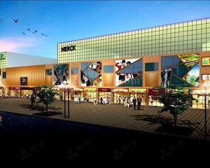 一层垂直电梯旁空地