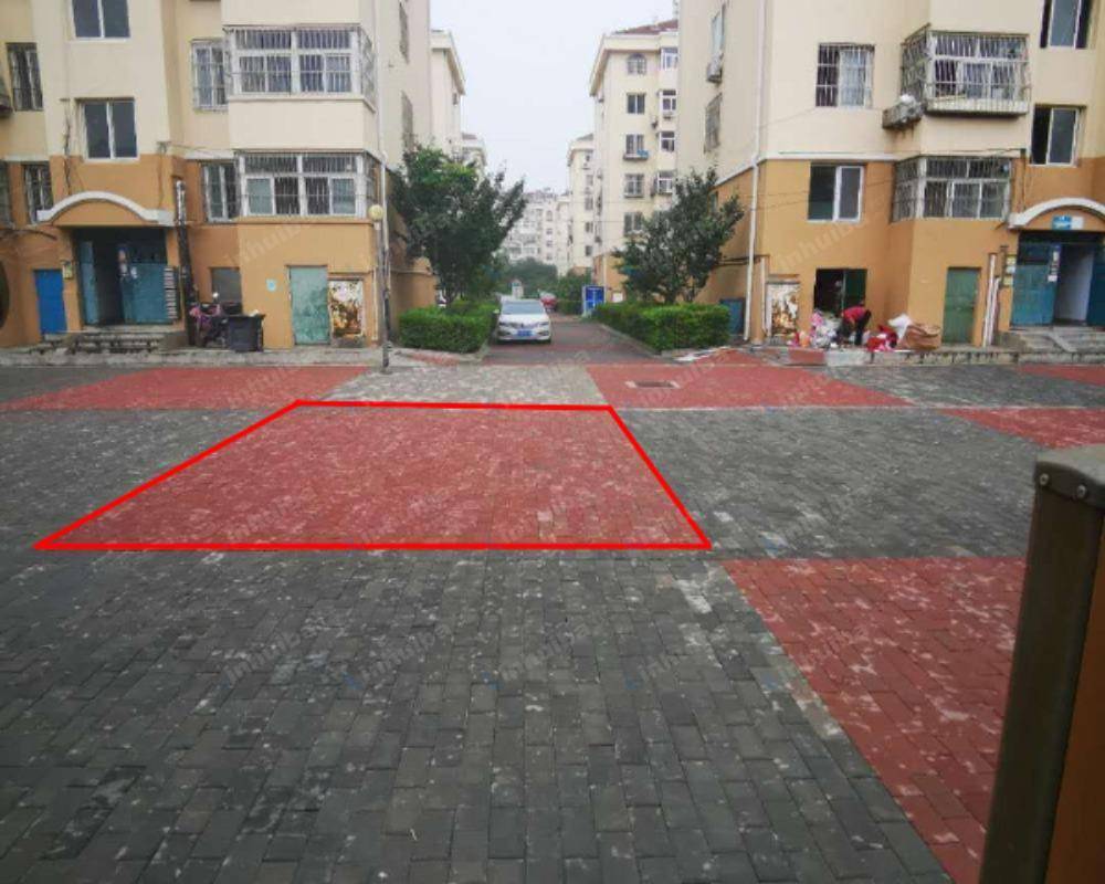 青岛同盛苑十一区 - 健身区大广场