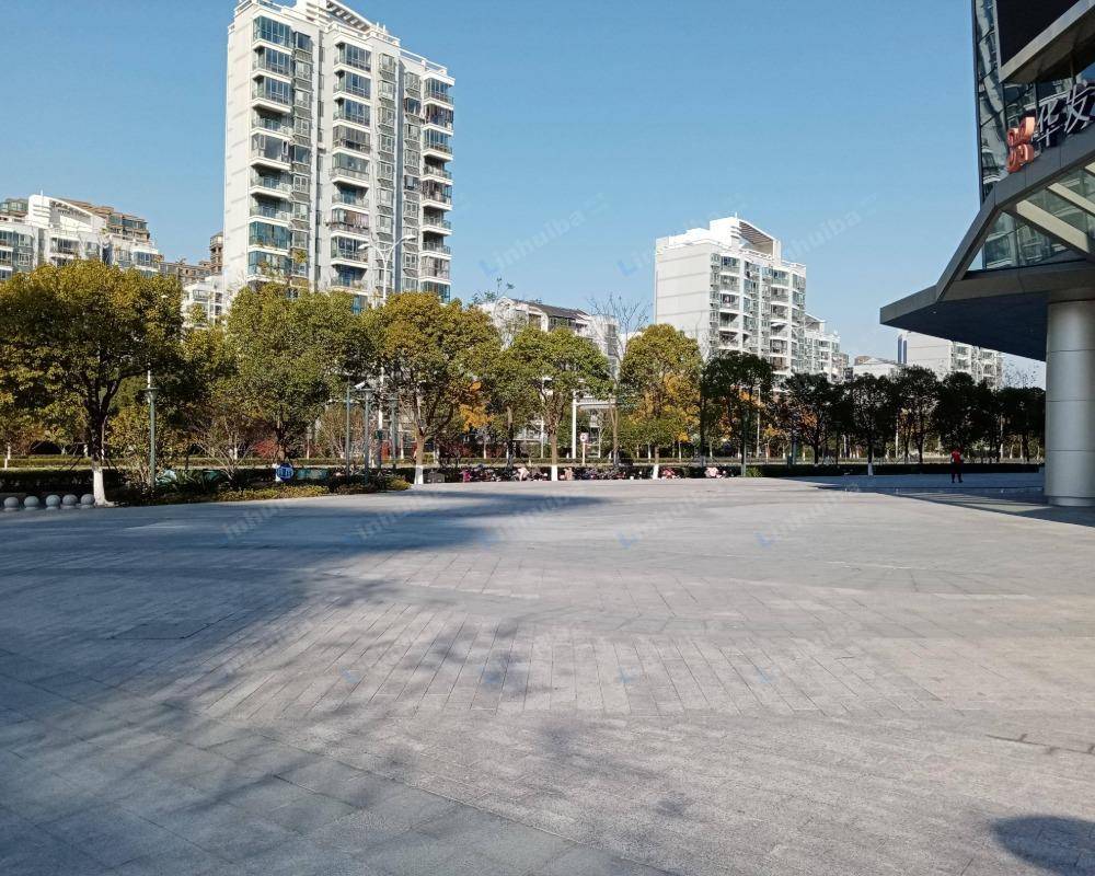 苏州太仓华发广场 - 外广场1
