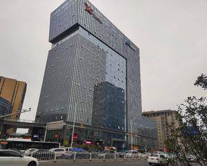 青岛山东路万科中心 - 西外广场