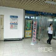 二楼出入口门口东侧